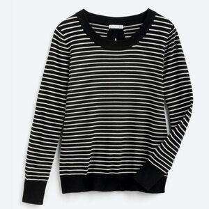 Eight 18 Francie Back Detail Pullover size Medium